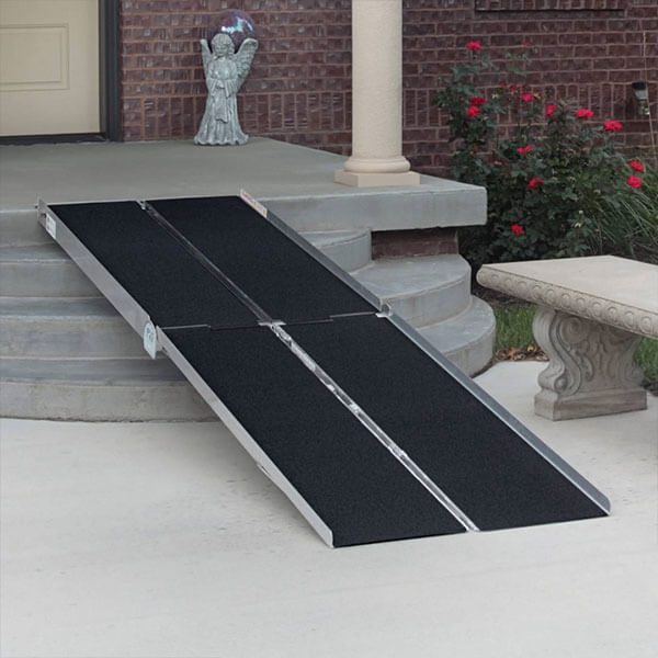 PVI (Prairie View Industries) Multifold ramp